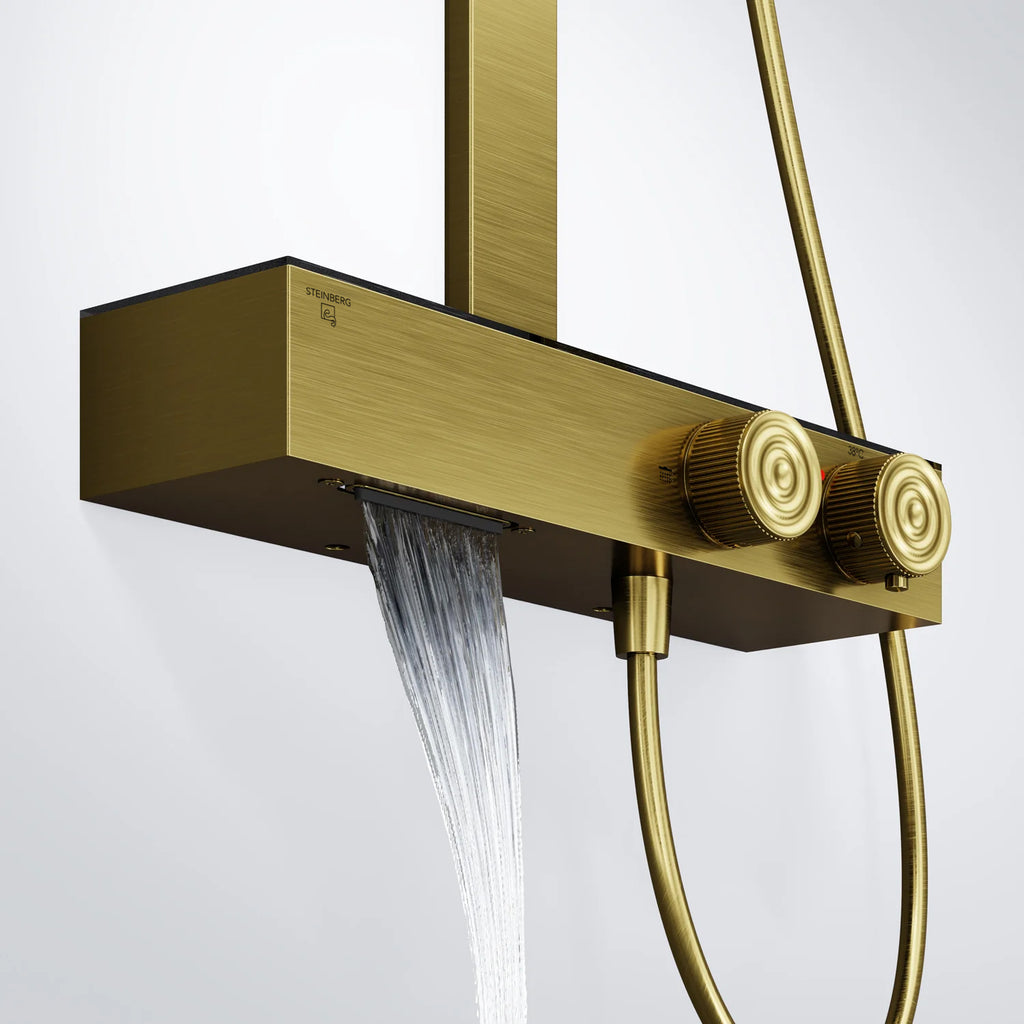 Steinberg Duschsystem mit Glasablage für 3 Verbraucher - Thermostat mit Drehknöpfen, Regenbrause, Handbrause & integriertem Schwall