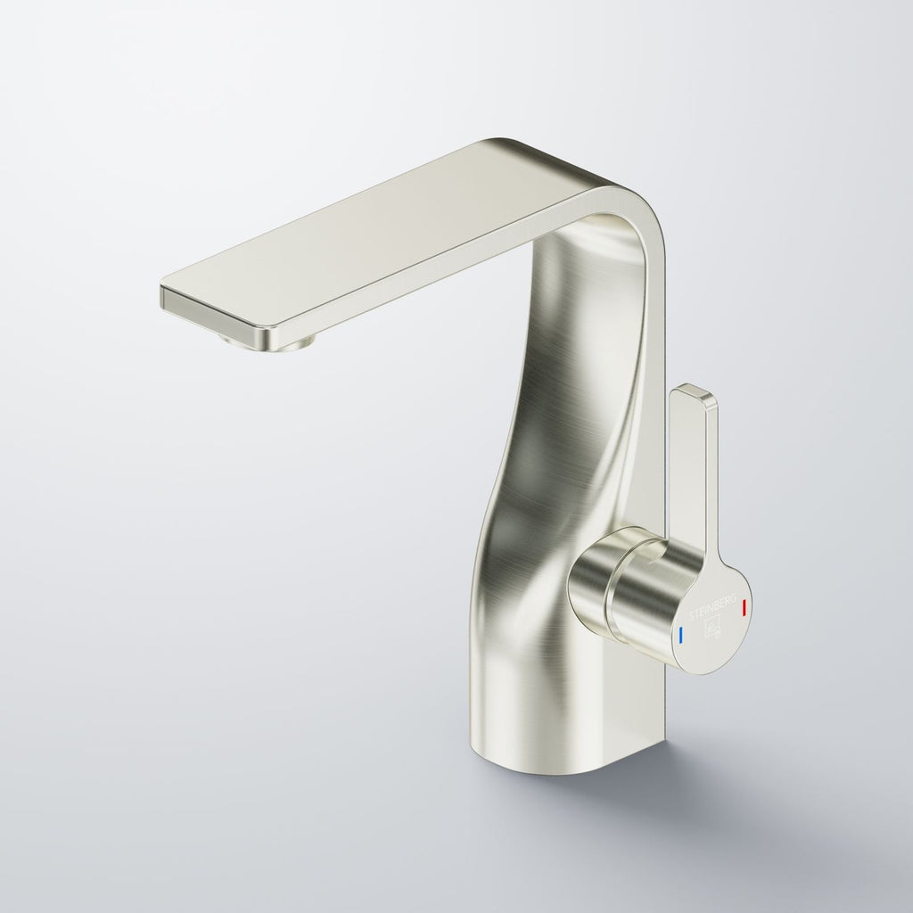 Steinberg Serie 230 Waschtisch-Einhebelmischer mit Ablaufgarnitur