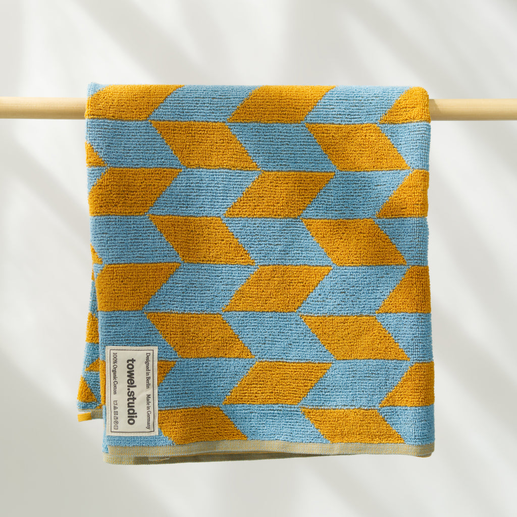 towel.studio Badetuch 70 x 140 cm, verschiedene Designs