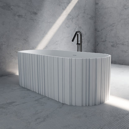 Bewater Bold Series: Freistehende Badewanne aus Solid-Surface, weiß gerillt