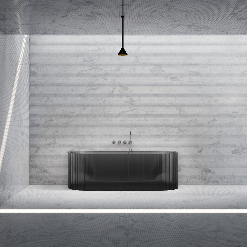 Bewater pretextbathtub with vertical external structure, made of polyresin, including waste and overflow fittings