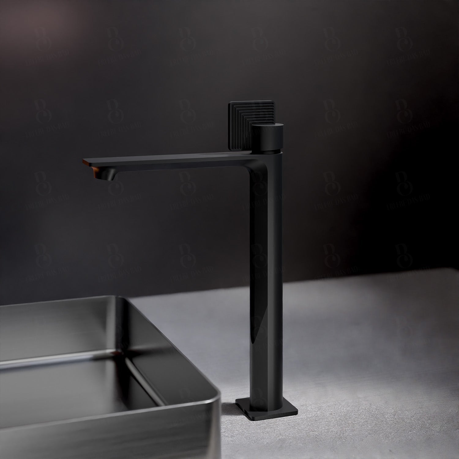 Daniel Rub. Waschtischarmatur - Serie Stellar Hohe Armatur Mit Ablaufgarnitur Matt Black