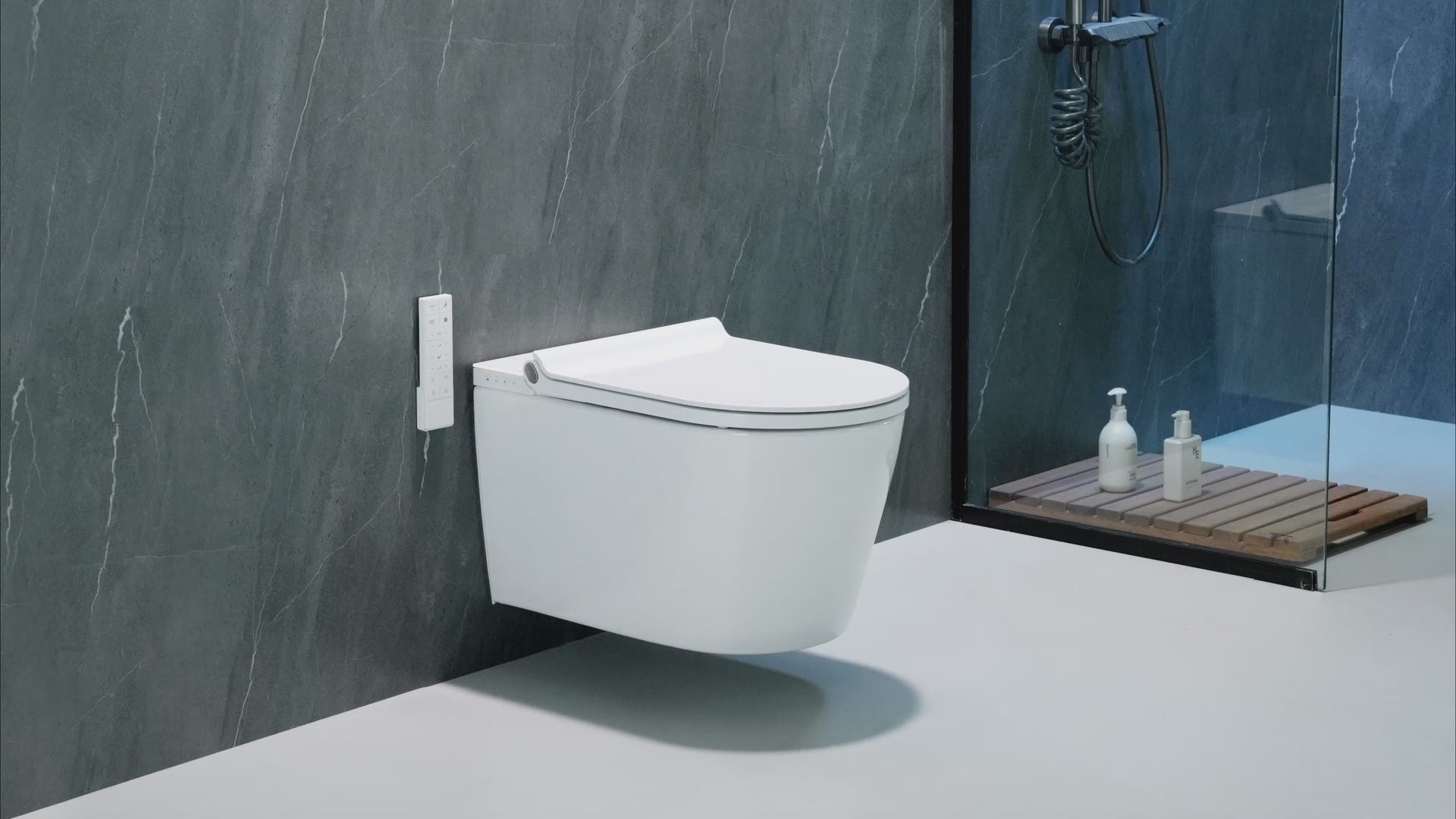 Dusch-WC inkl. WC-Sitz - Treos Serie 810 - Komplettset - weiss